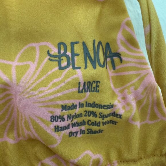 Benoa Swim Bikini Top Size Large - Picture 2 of 3